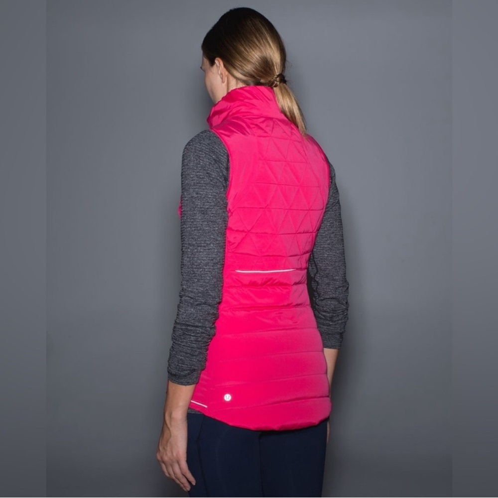 Lululemon Lightweight Size 10 Fluffed Up Goose Down Vest - Picture 3 of 10